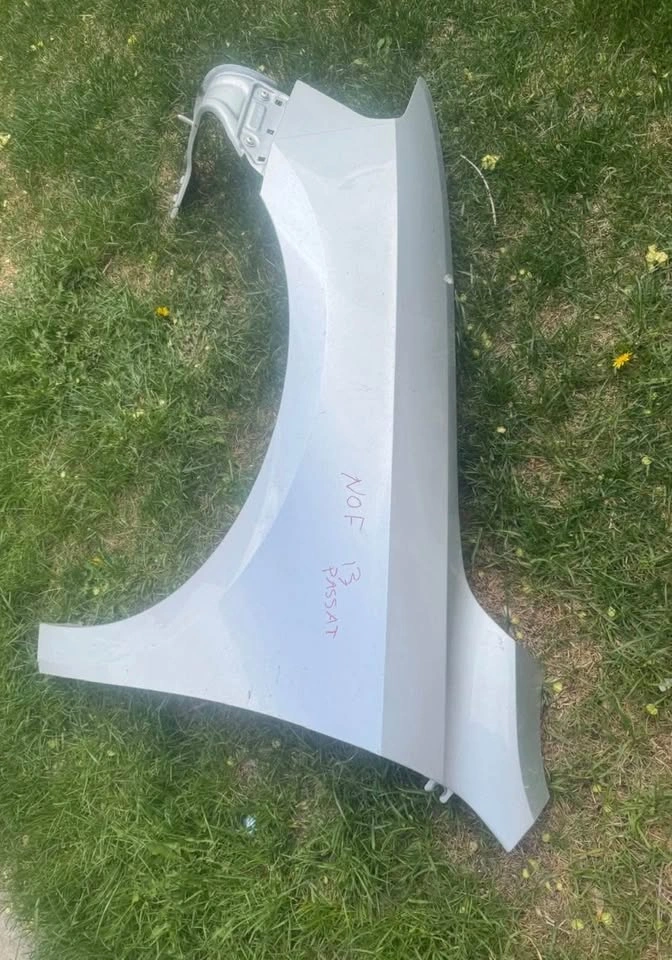 2013 Volkswagen Passat Left Fender - photo 2