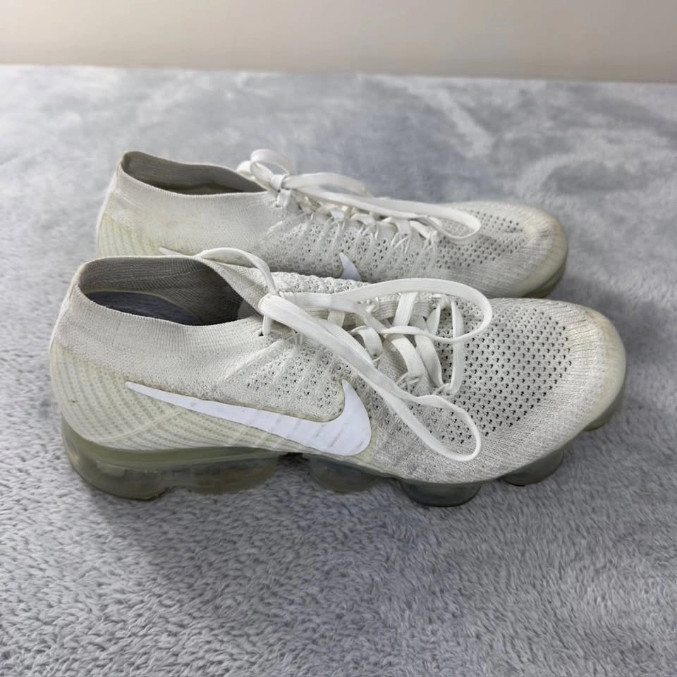 Nike Women's VaporMax Flyknit White - Size 8.5 - photo 5