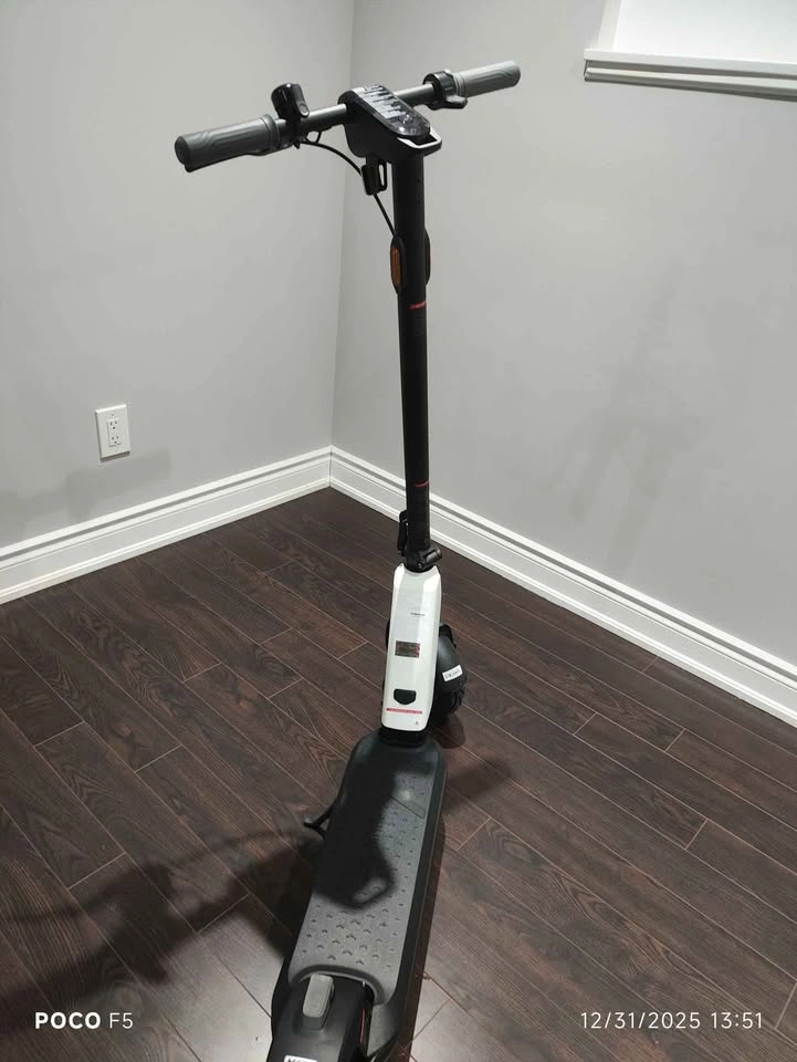 Niu Kqi 1 pro electric scooter - photo 2