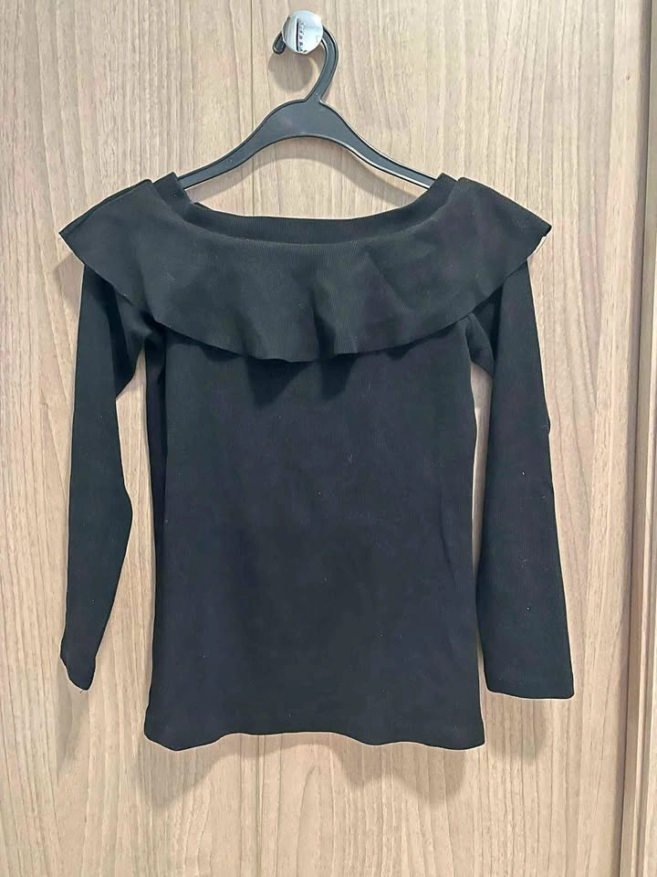 Black Off Shoulder Ruffle Long Sleeve Top