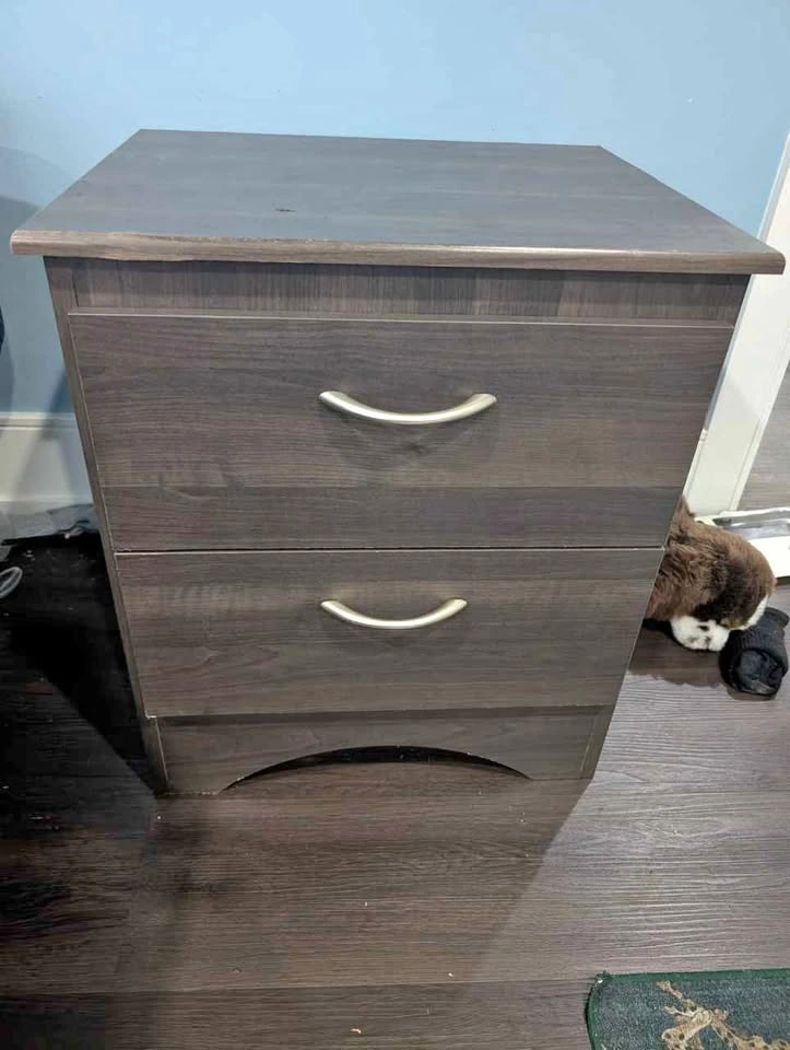 Bedside Dresser.