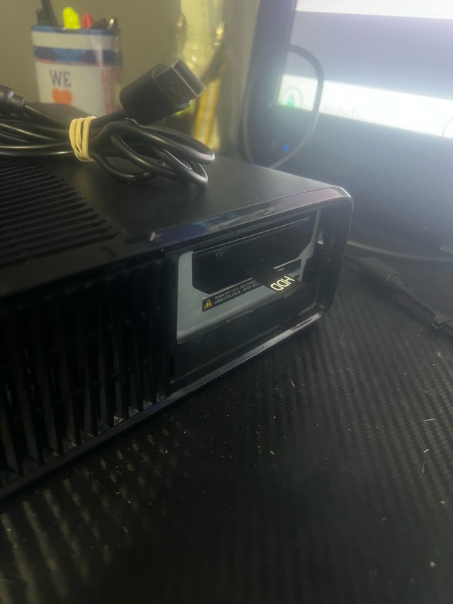 Xbox 360 S ( RGH/JTAG - photo 2