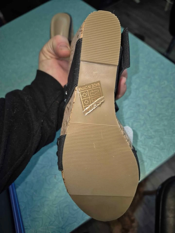 BNIB Strap Wedge Heels, 41/Size 10 - photo 5