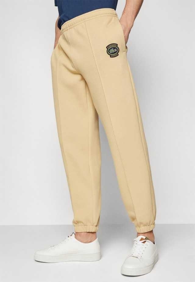Lacoste Pants Regular fit Medium