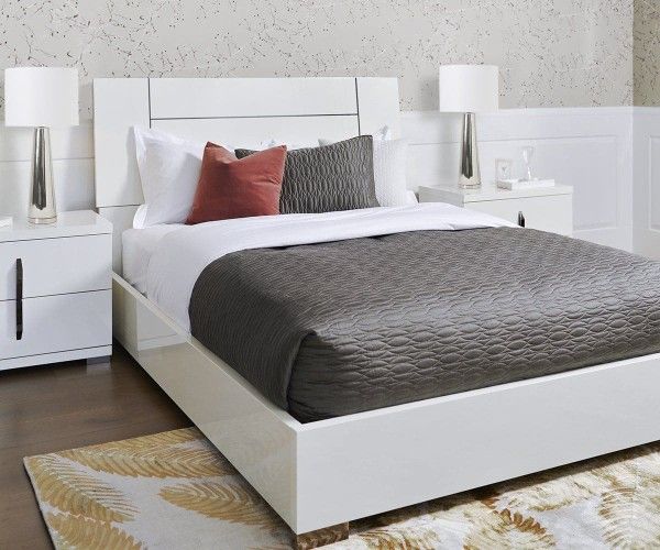 King Size Bed with 2 Nightstands + Beautyrest Pillow Top Mattres