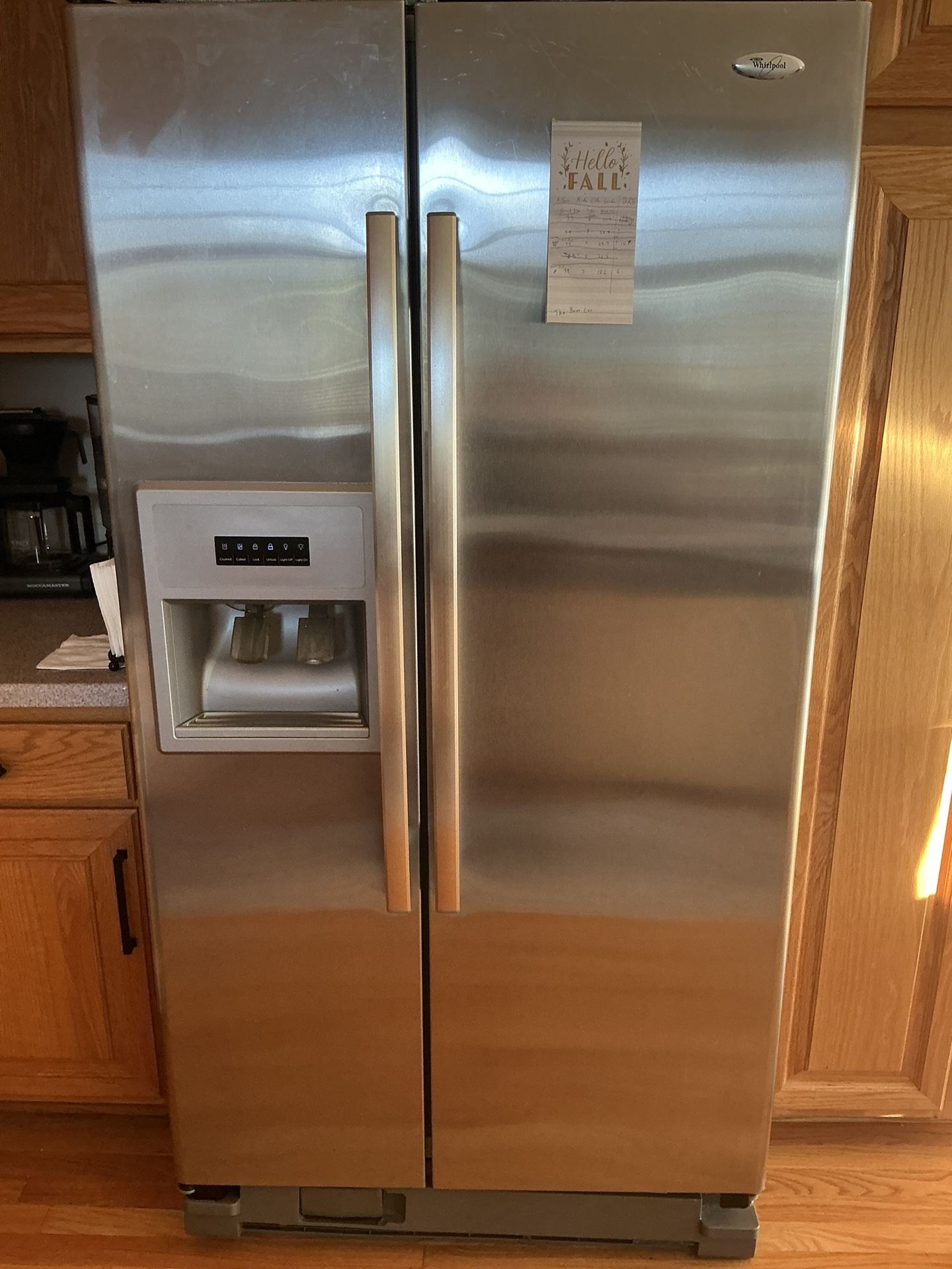 Whirlpool 25.3 cu. ft. Side by Side Refrigerator