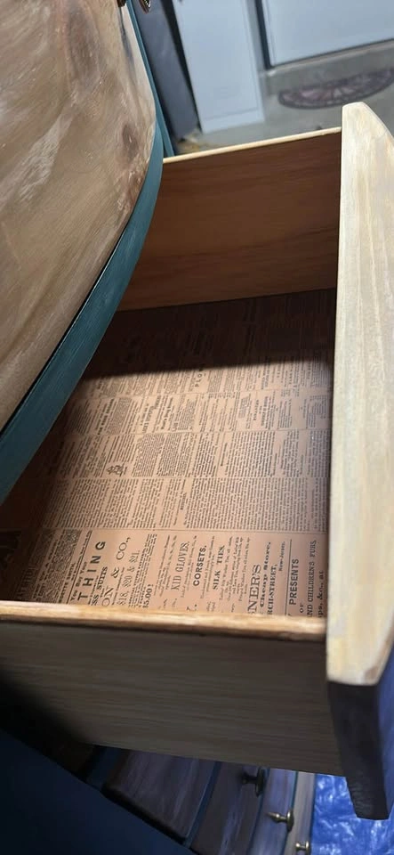 Tall dresser - photo 3