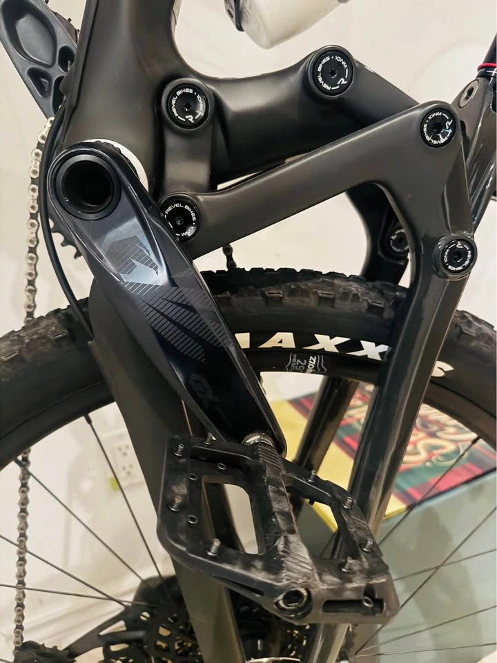 Revel Ranger V1 Carbon Frame - photo 5