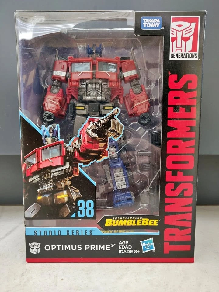 Transformers Optimus Prime Voyager Class Studio Series SS38
