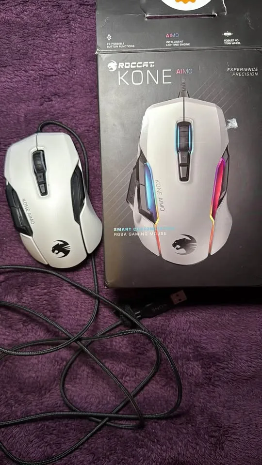 Roccat Kone AIMO RGBA Gaming Mouse thumbnail
