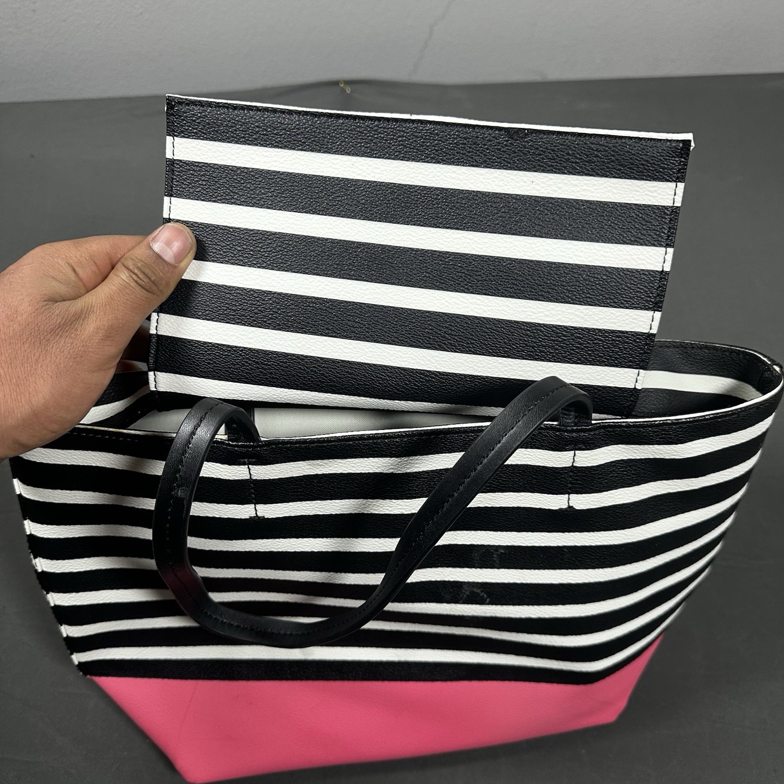 Kate Spade Black & White Striped Tote Bag Pink Bottom Leather Sh - photo 4