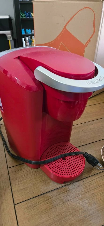 Red Keurig Coffee Maker - photo 2