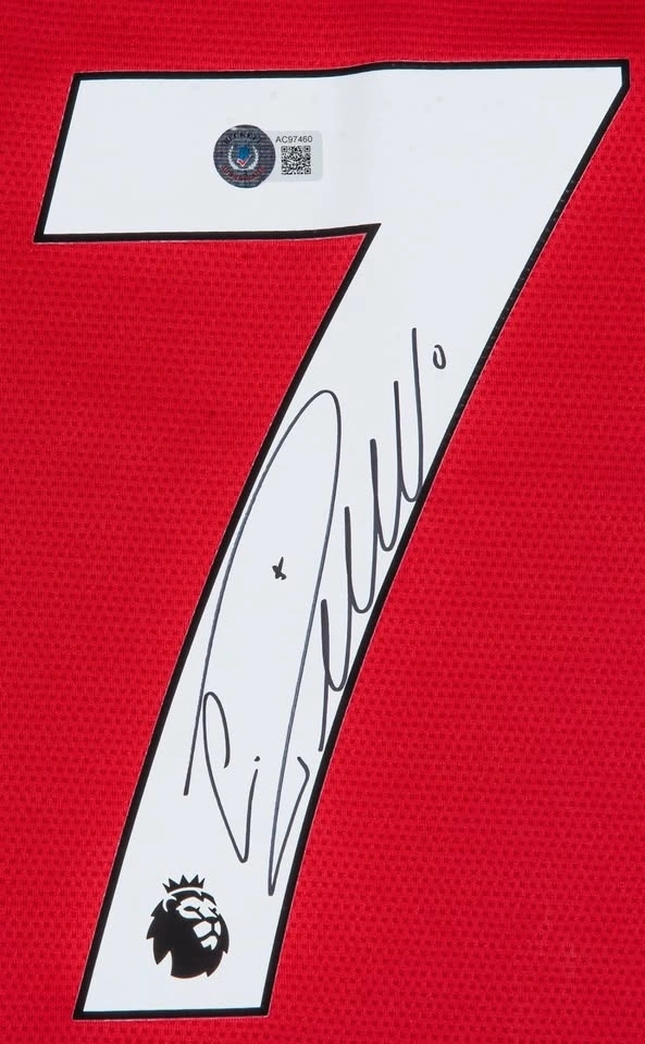 Cristiano Ronaldo Signed Manchester United Jersey - photo 2