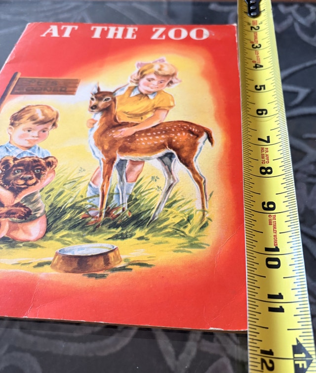 Vintage 40’s Children Illustrated Book “At the Zoo” - photo 5