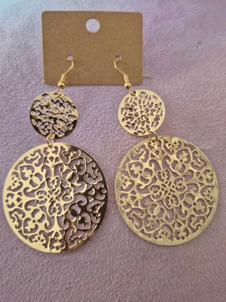 New Fashion Earring Bundle - 4 Pairs - photo 4