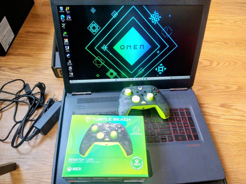 HP OMEN 17 Laptop i7 16GB RAM 512GB SSD GTX 1050Ti + Games