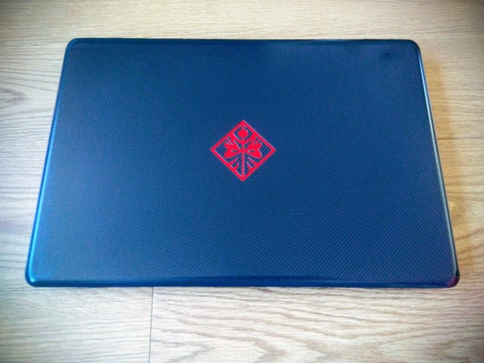 HP OMEN 17 Laptop i7 16GB RAM 512GB SSD GTX 1050Ti + Games - photo 2