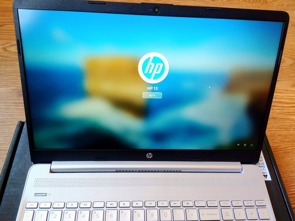 HP 15 Laptop: i5 11th Gen, 16GB RAM, 512GB SSD, Adobe Suite 2025