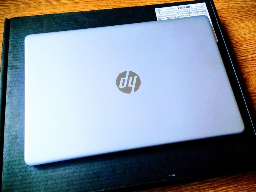 HP 15 Laptop: i5 11th Gen, 16GB RAM, 512GB SSD, Adobe Suite 2025 - photo 3