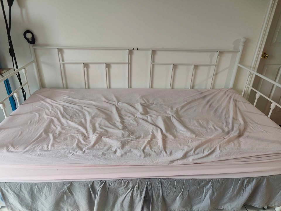 Twin Size Metal Daybed Frame with Trundle - photo 4