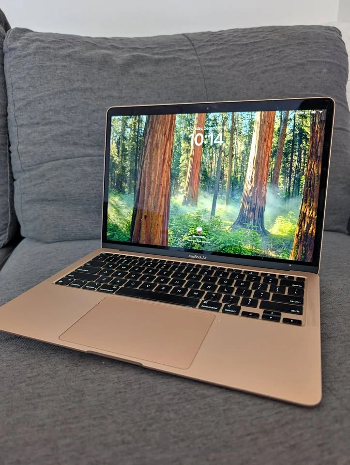 Macbook Air M1 2022 - Rose Gold (With Original Charger)