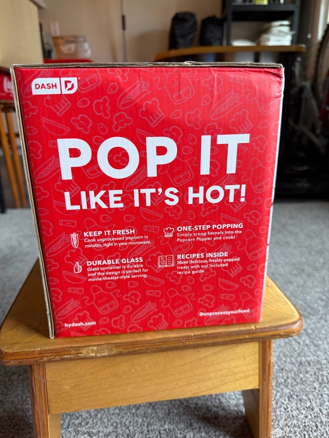 Dash Microwave Popcorn Popper - photo 2