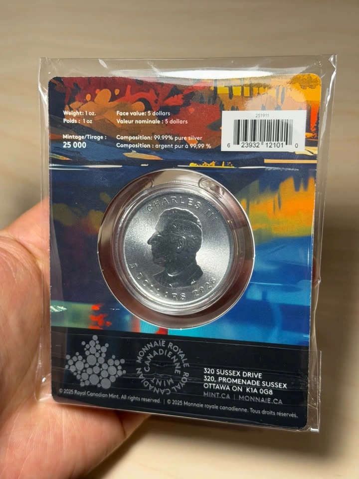 2026 Maple Leaf 1oz Silver Coin (Wolf Privy Mark, Premium Bullio - photo 4