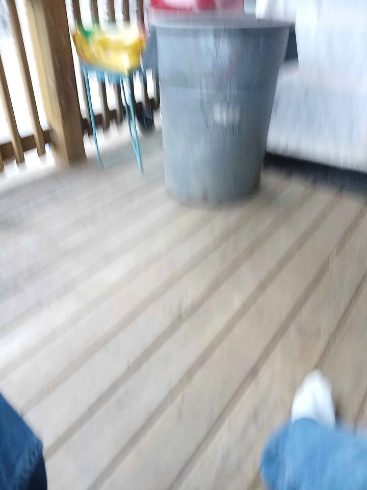 Large heavy duty garbage can for sale - photo 2