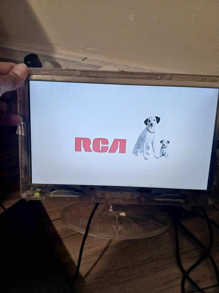 Mini Rca tv very rare it was manufactured only for prison use!