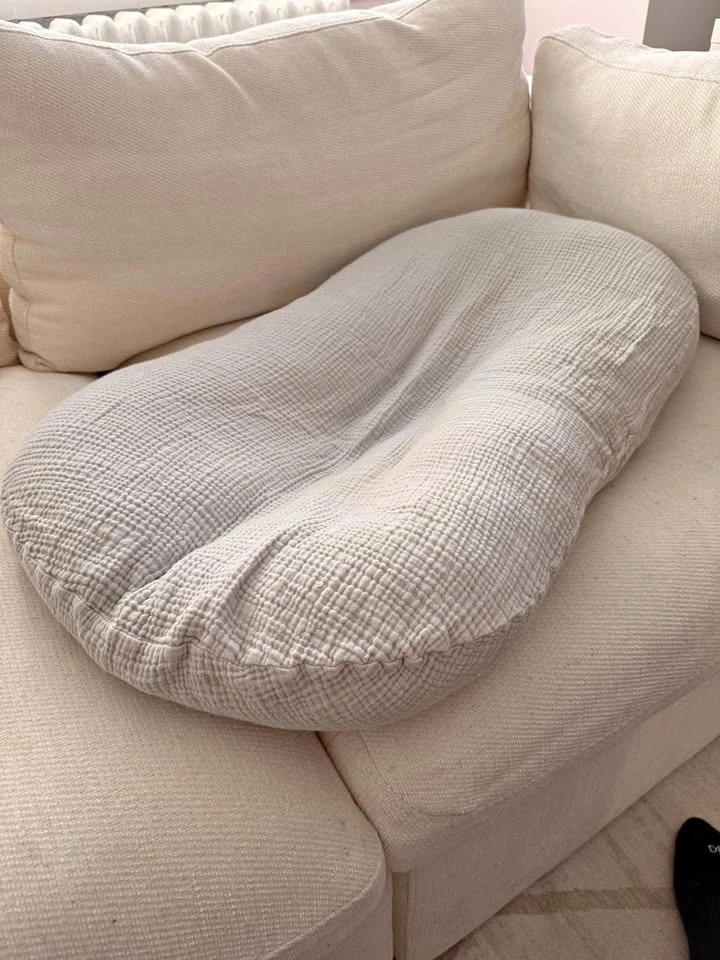 Snuggleme Lounger with Grey fitted sheet