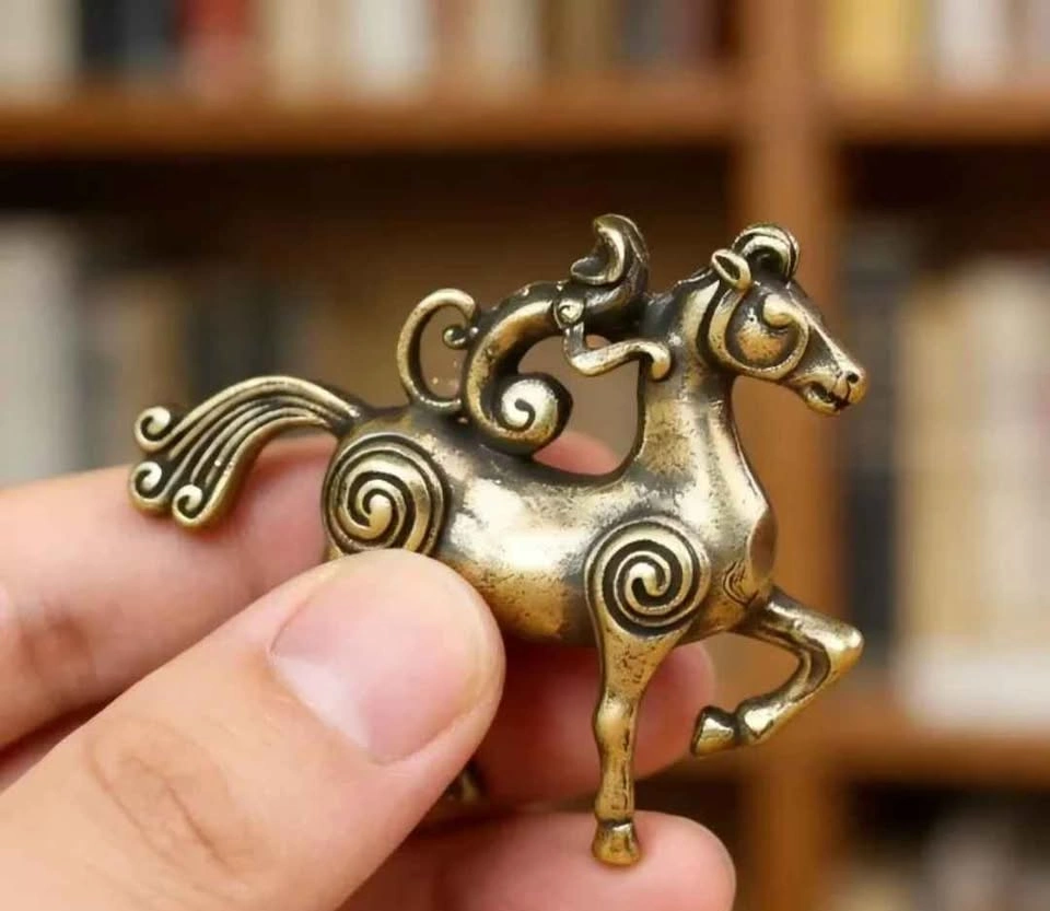 Small Mini Golden Horse Statue - Wealth, Safety, Smooth Sailing - photo 3