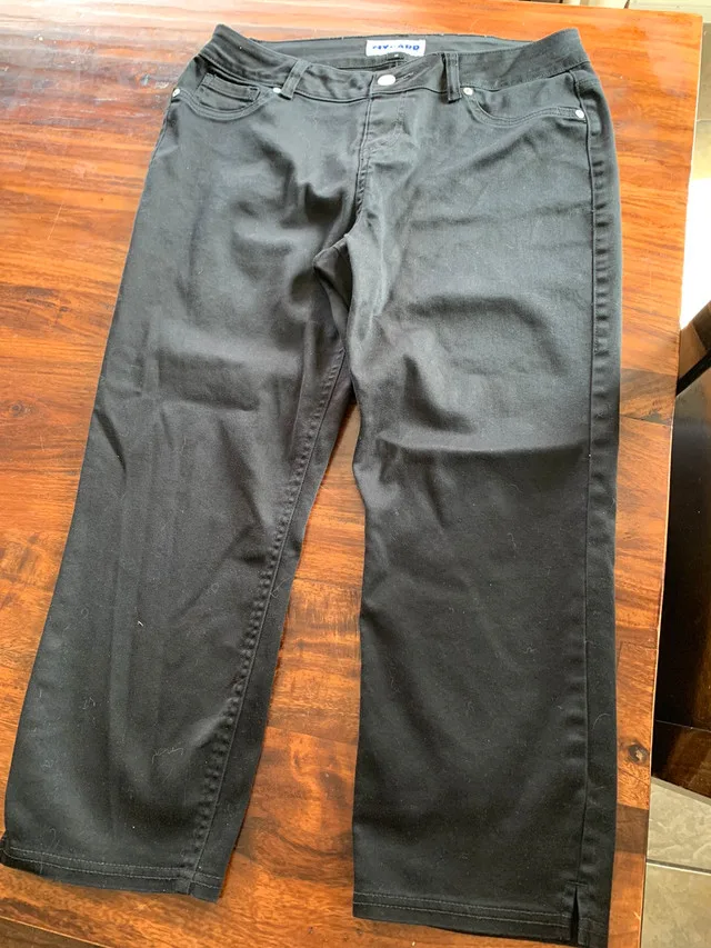 Nygard Cotton Capri Pants 12 thumbnail