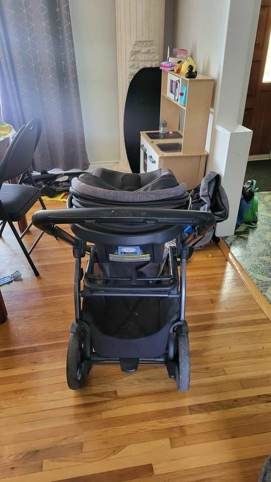 Peg Perego Ypsi Travel System (Stroller, Car Seat) - photo 4