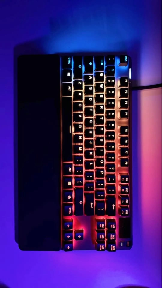 Steelseries Apex 7 TKL Gaming Keyboard