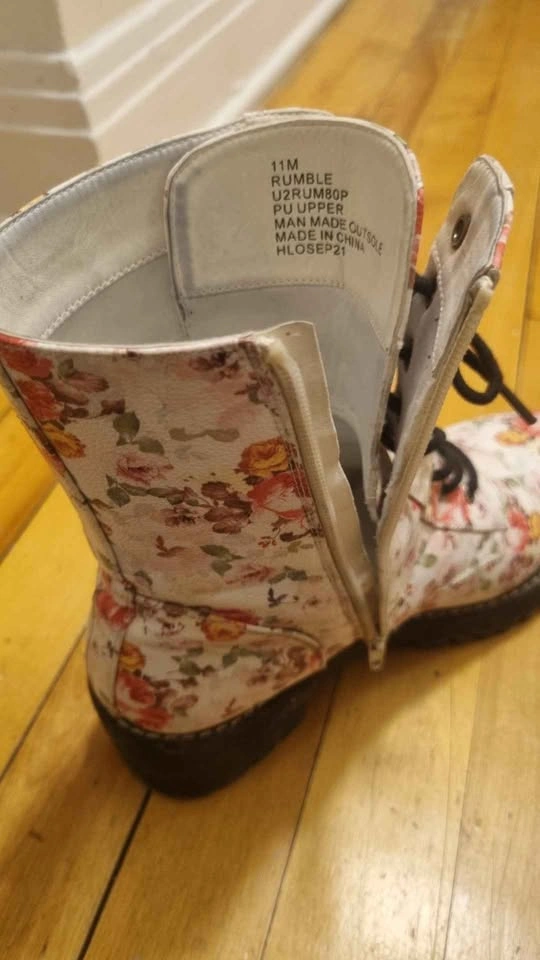 Unionbay floral combat boots - size 11 - photo 3