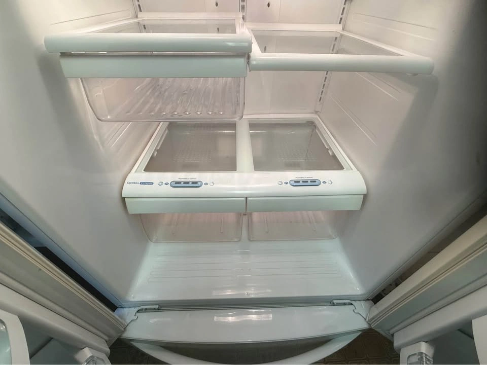 LG French Door Refrigerator - photo 4