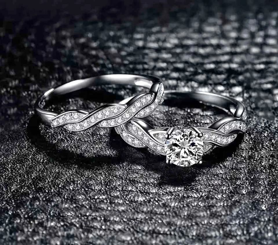 2pc Silvery Infinite Knot Ring Set with Moissanite
