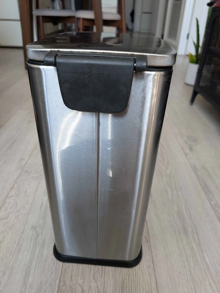 Stainless Steel Foot Pedal Trash Can - photo 3