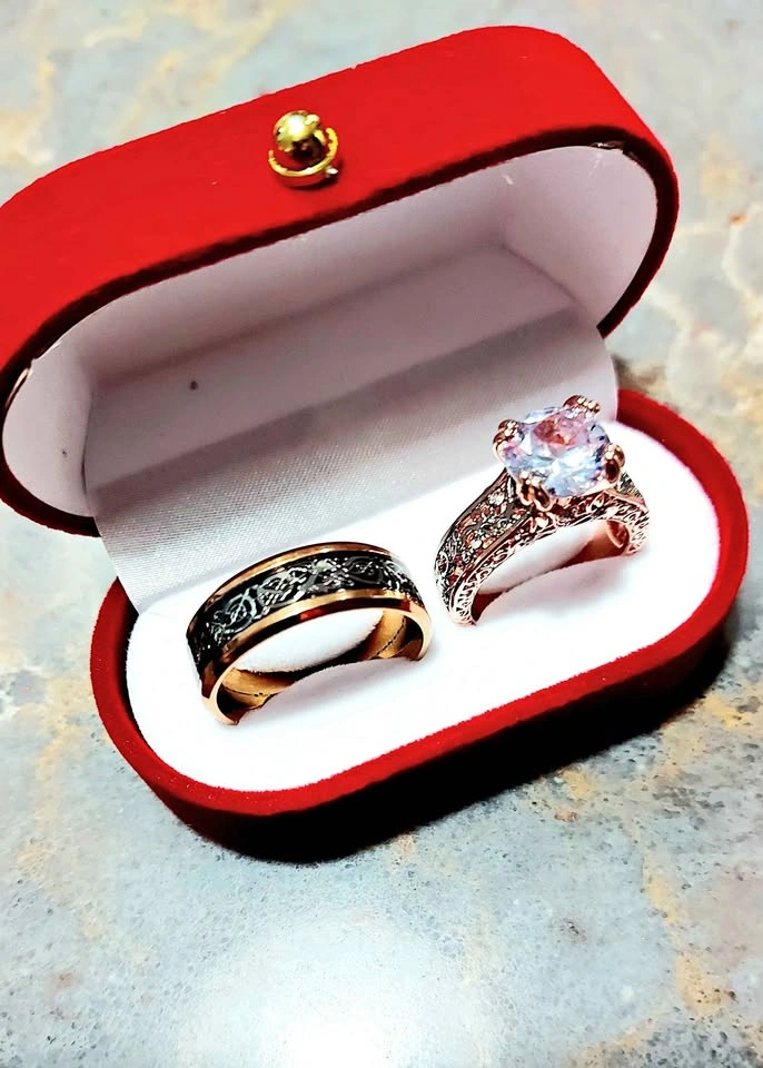 Supreme Quality Double Ring - Size 8
