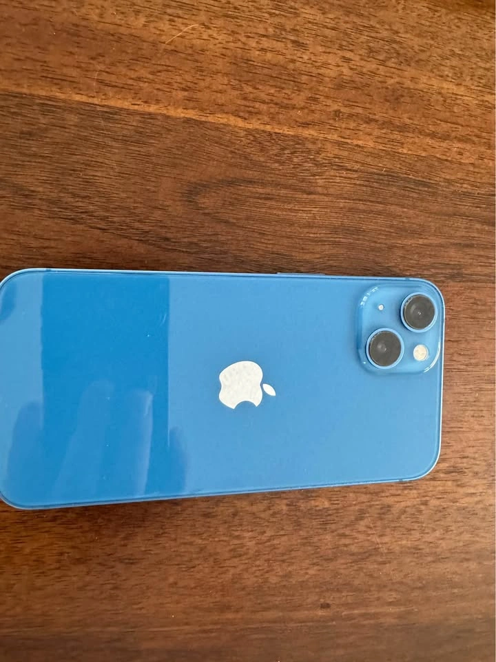 iPhone 13 Blue 128GB - photo 3