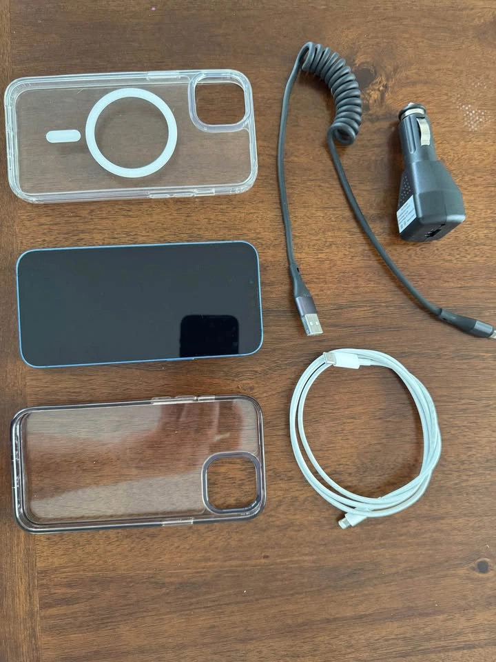 iPhone 13 Blue 128GB - photo 5