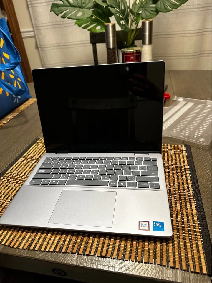 Dell Inspiron 2-in-1 Touchscreen Laptop - i7, 1TB SSD - photo 2