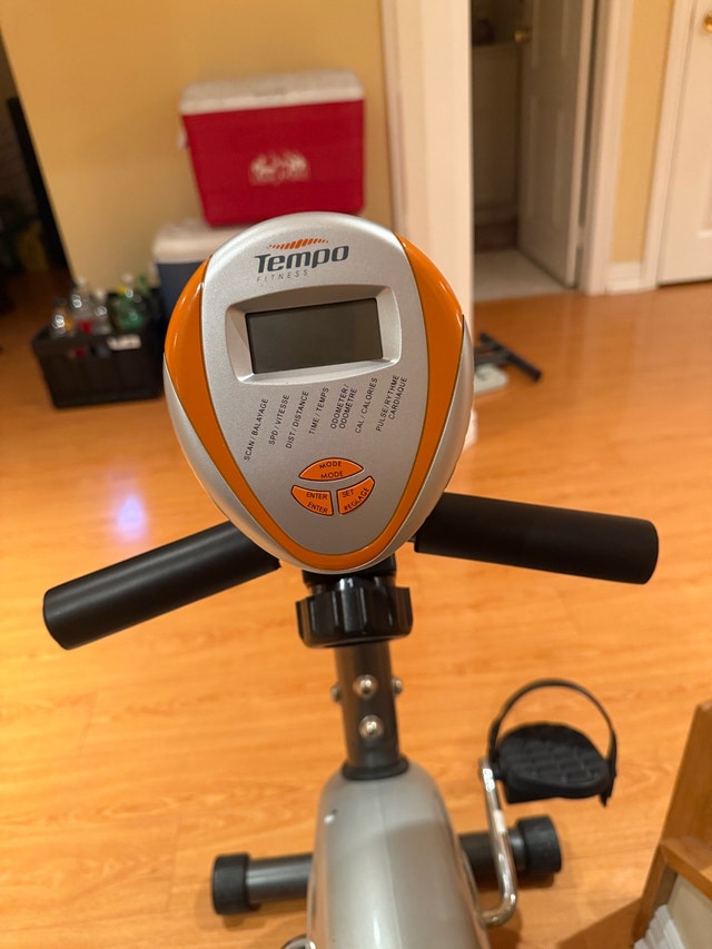 Tempo Fitness Recumbent Exercise Bike - photo 5