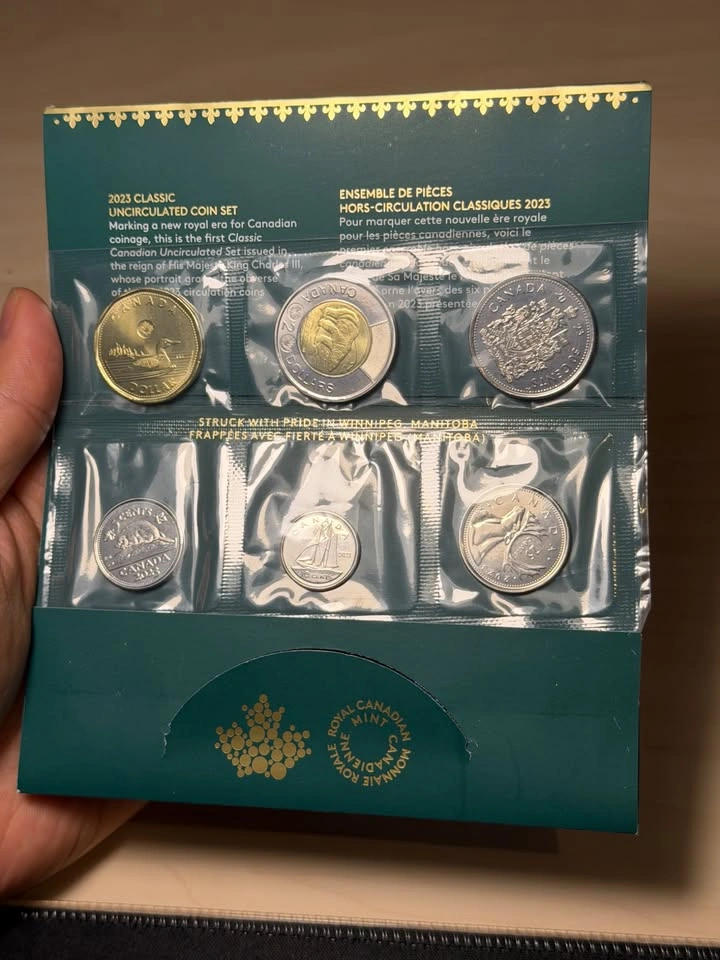 2023 King Charles First-Strikes Uncirculated Set - photo 2