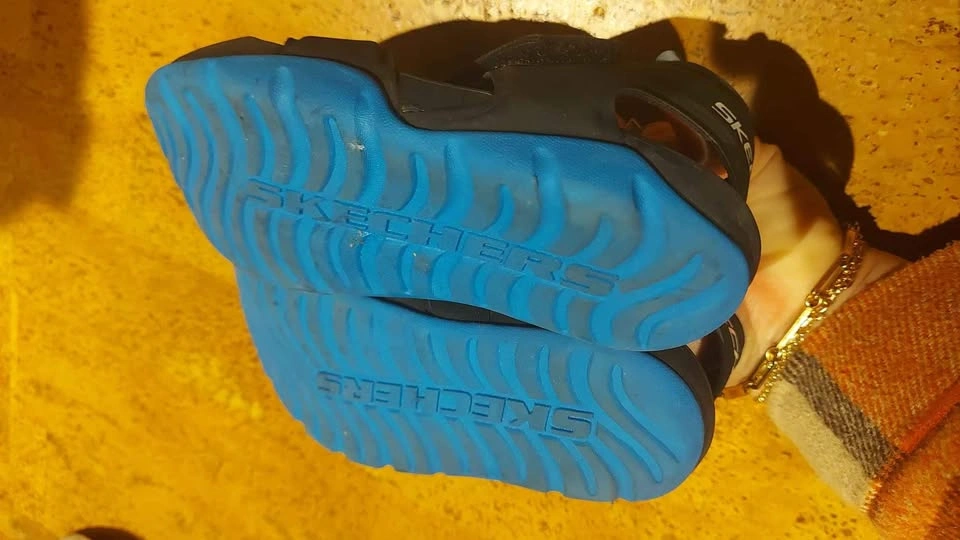 Boys Skechers sz12 sandals/watershoes - photo 4