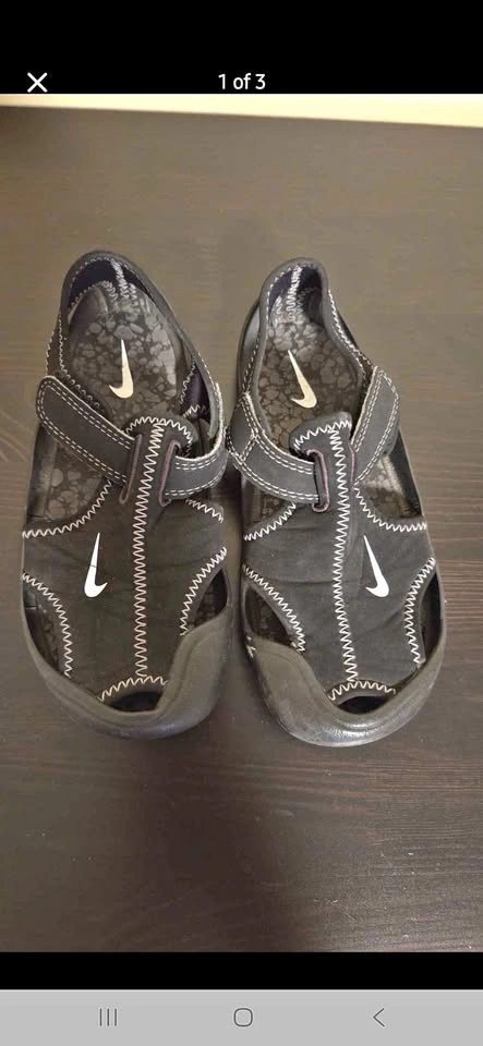 Toddler Water shoes/ Sandals Size 13