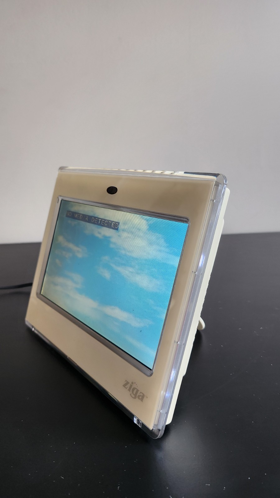 Ziga 7" Digital Photo Frame LCD Screen Clock Video - photo 2