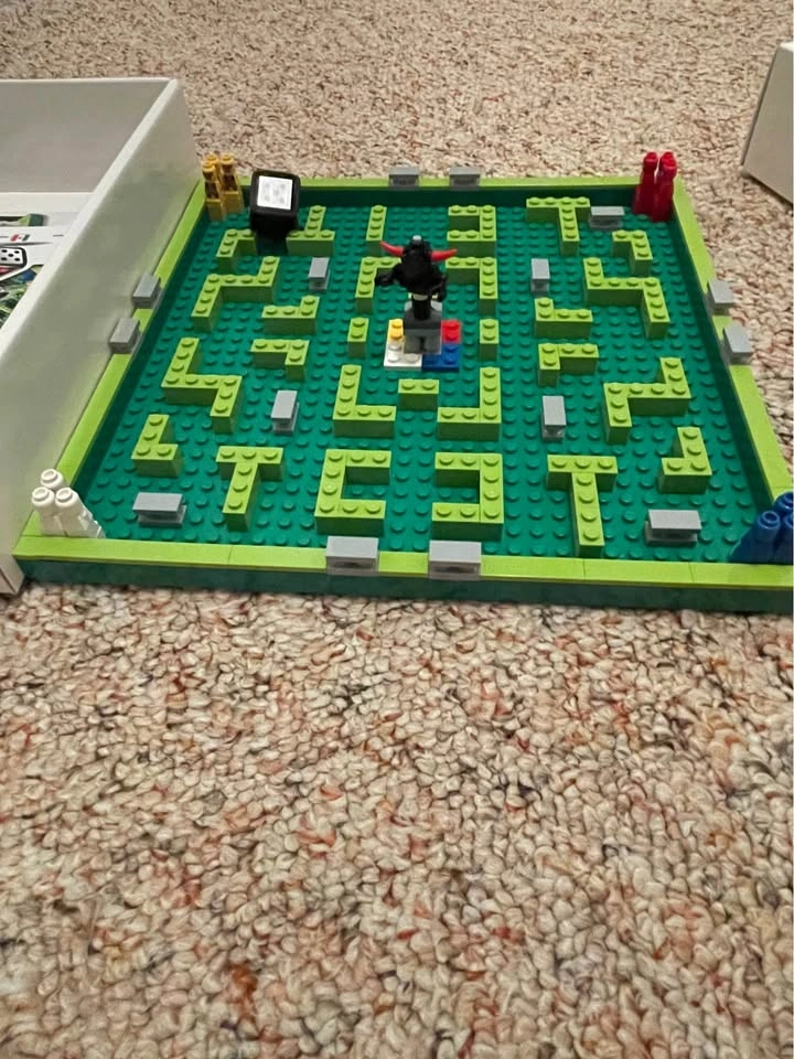LEGO Minotaurus Board Game ALL PIECES - photo 4