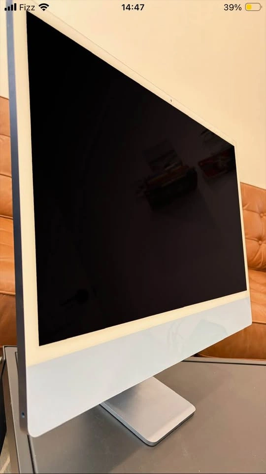 iMac M1 (2021) - 16gb RAM - 256gb Storage