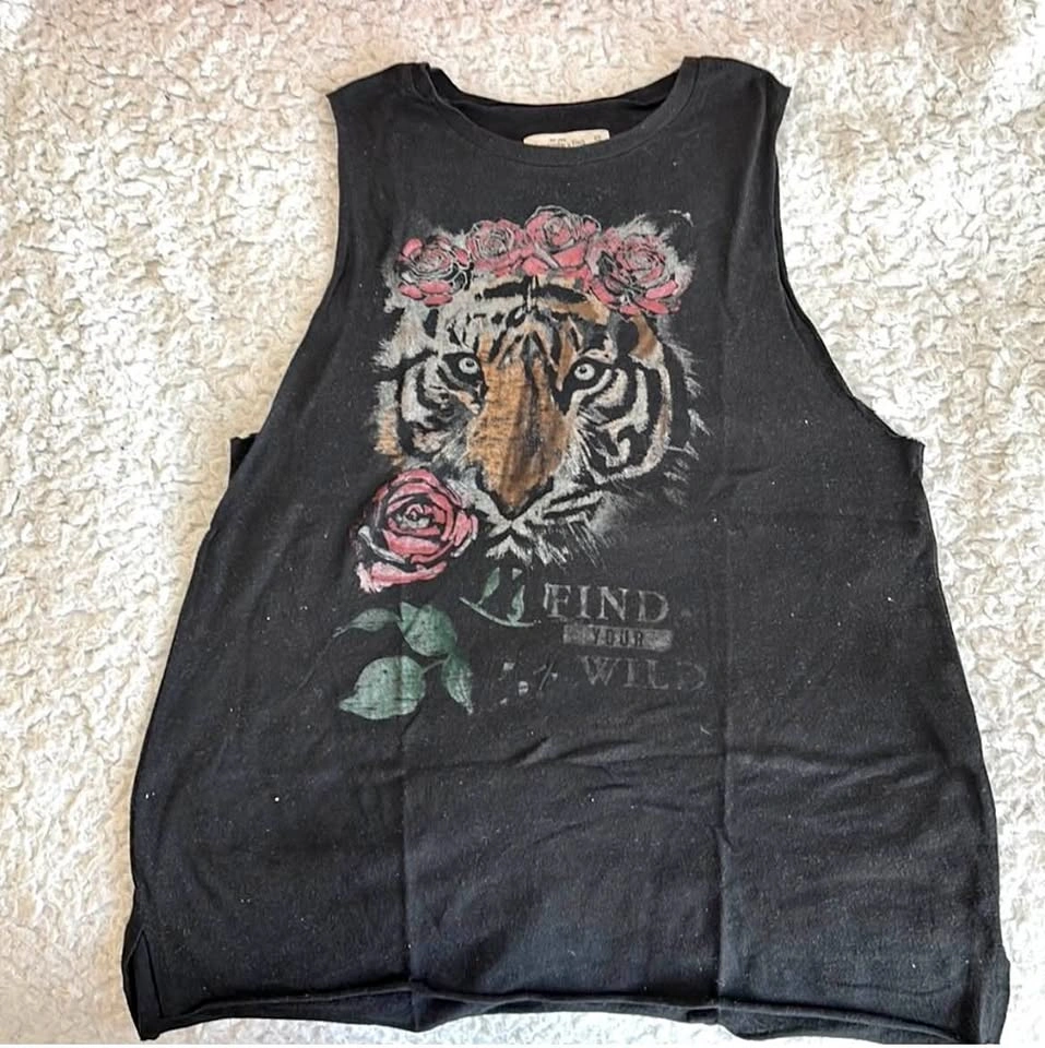 Abercrombie & Fitch Tiger Tank Top